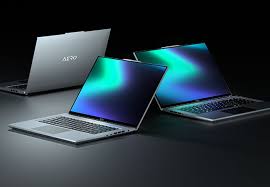 Laptops & Mini PCs